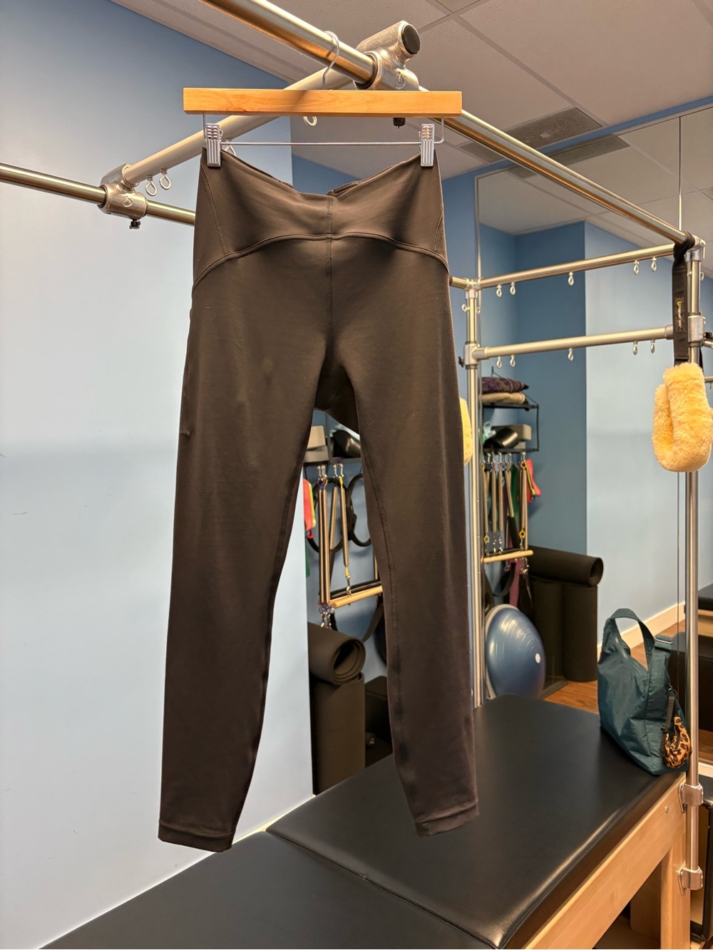 Lululemon InStill Black Leggings - Size 6 DISCONTINUED